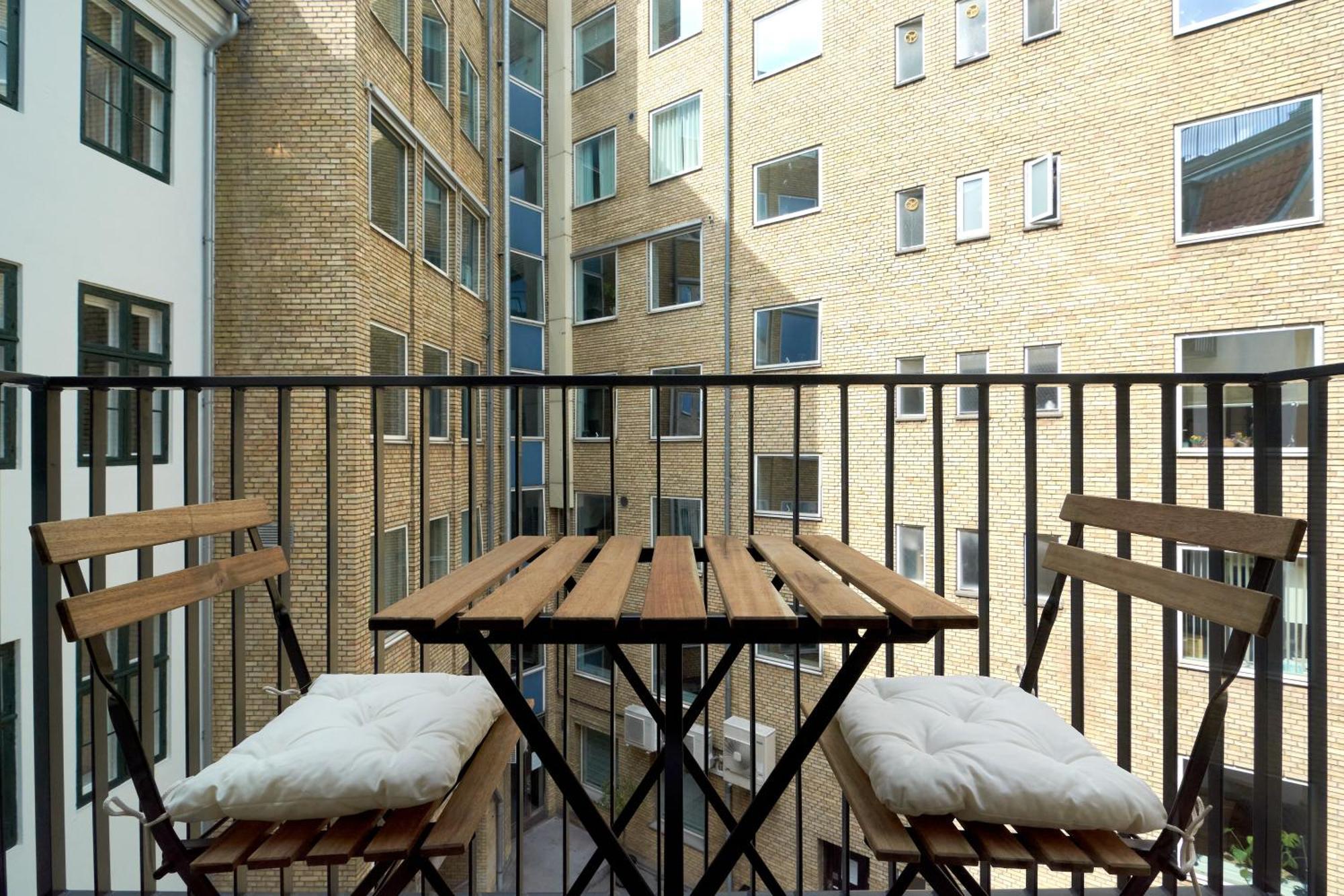 Large 4 Bedroom With Balcony & Bathtub In Cph City Copenhaga Exterior foto